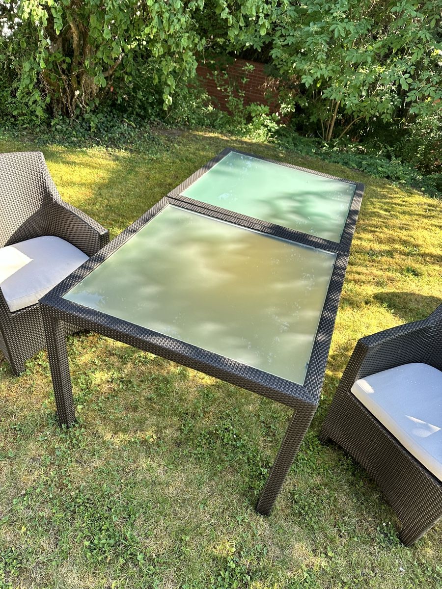 Dedon Set di tavolo e panche: Original Dedon Furniture Set – Usato da Uhwiesen venduto da CelineDior 3