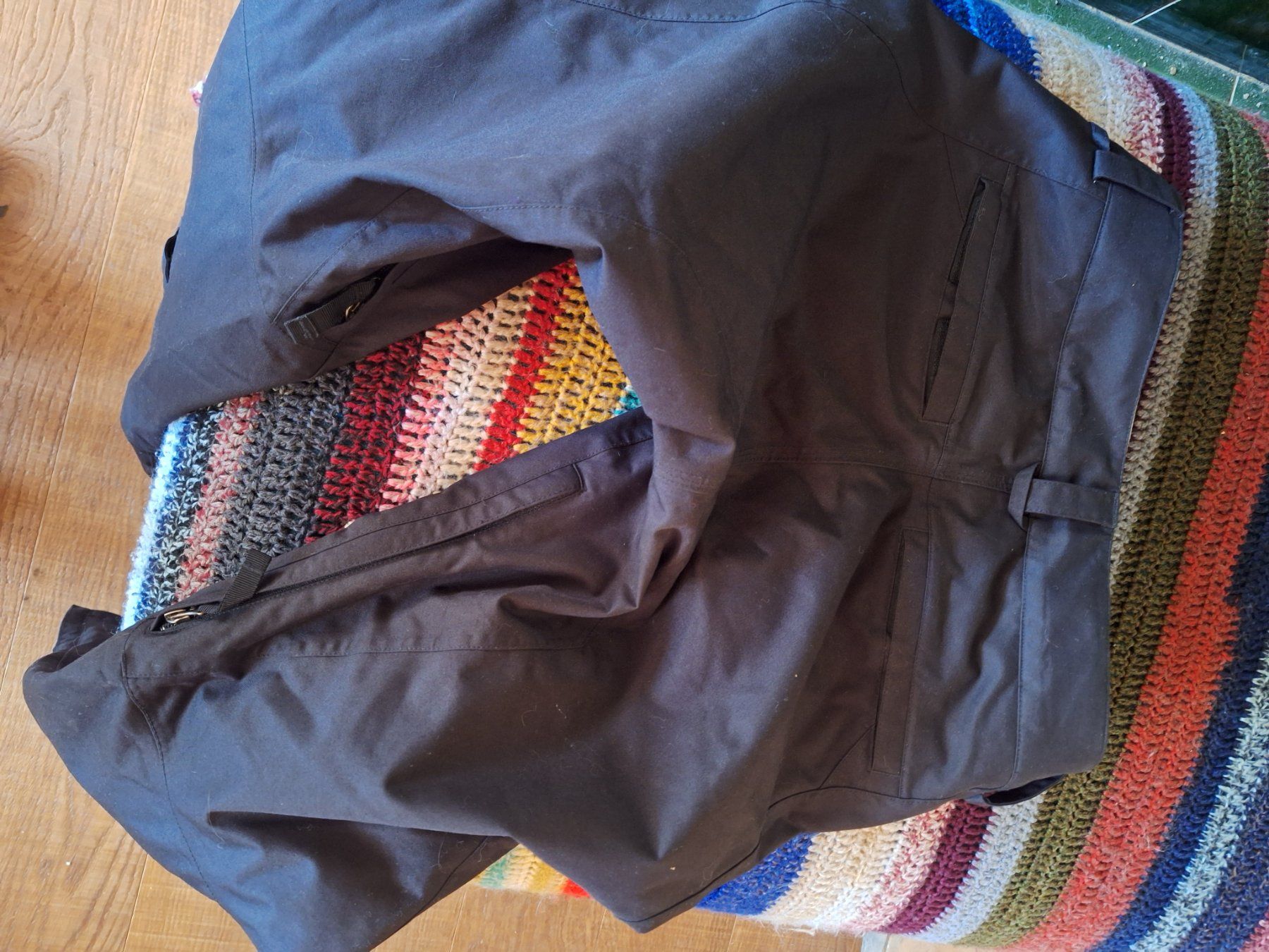 Burton Pantaloni: Burton Skihose S – Usato da Gais venduto da til_7qpv 1