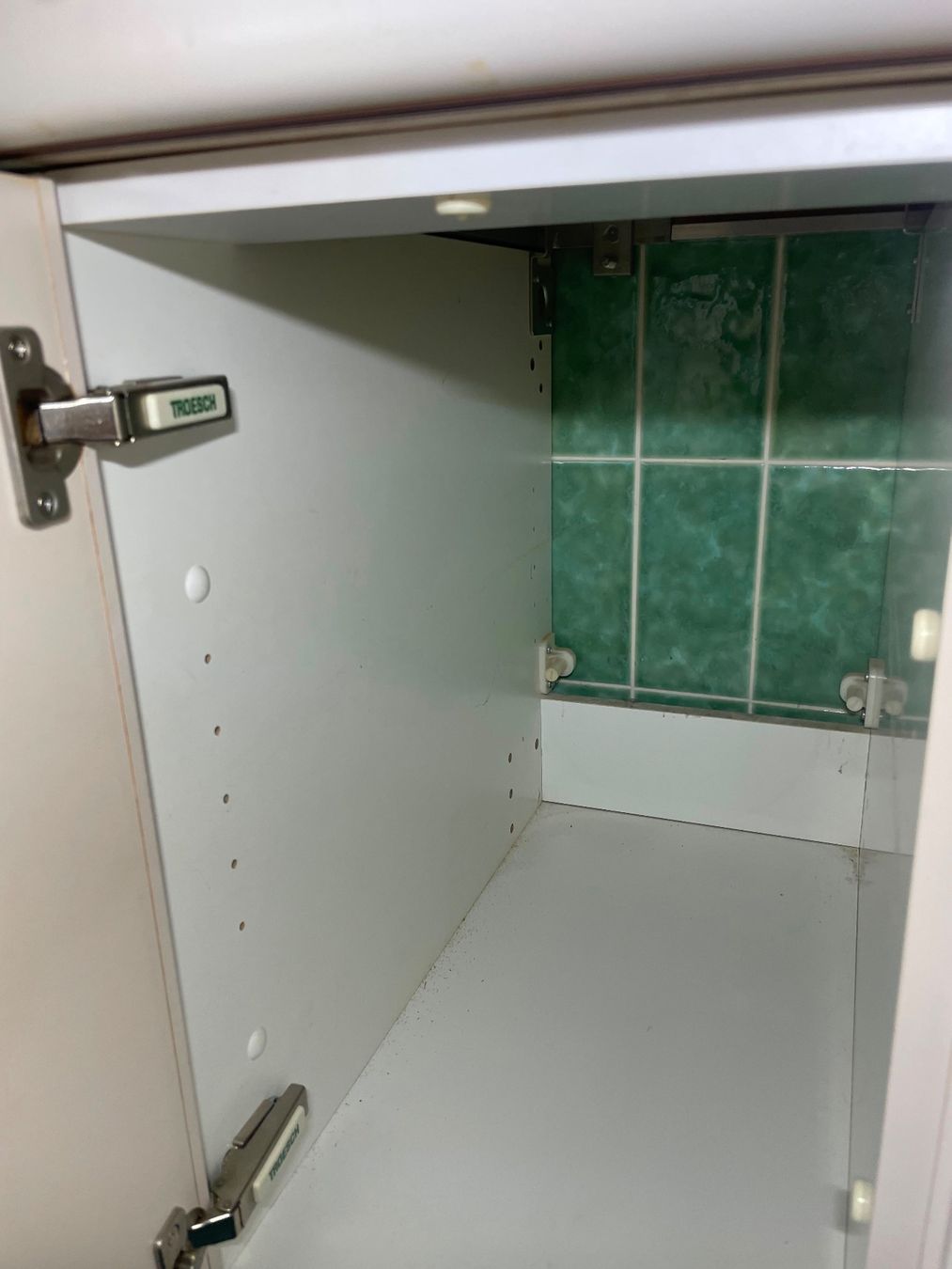 Mobili per bagno: Waschtisch mit Unterschrank, Troesch – Usato da Wilen b. Wollerau venduto da Mancunia 2