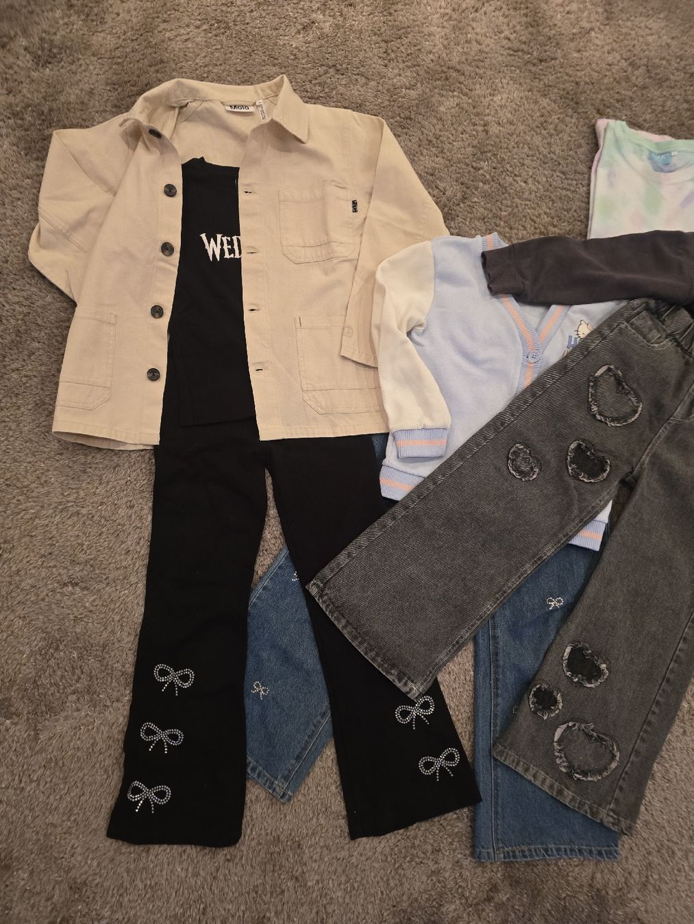 H&M Kleiderpakete & -sets: Kleiderpaket "6- 8 Jahre alt "  – Gebraucht aus Rorschacherberg von Olgamedved 7