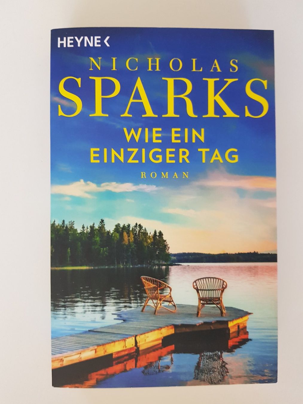 Libri: Nicholas Sparks Wie ein einziger Tag - Roman – Nuovo e nell'imballaggio originale da Muttenz venduto da Gepard23
