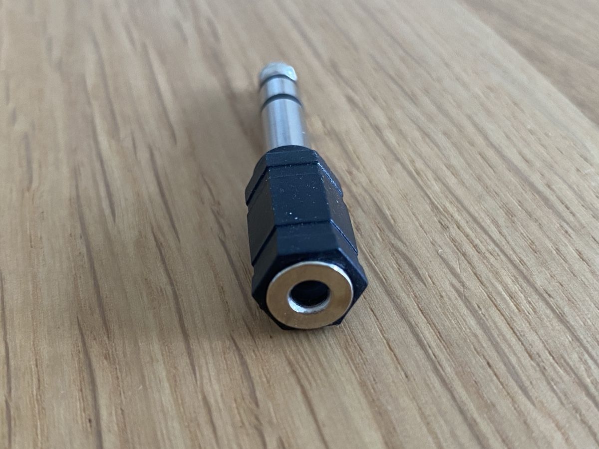 Laufwerke & Adapter: Stereo - Audio - Adapter neuwertig  – Neu (gemäss Beschreibung) aus Hünibach von nadalila 1