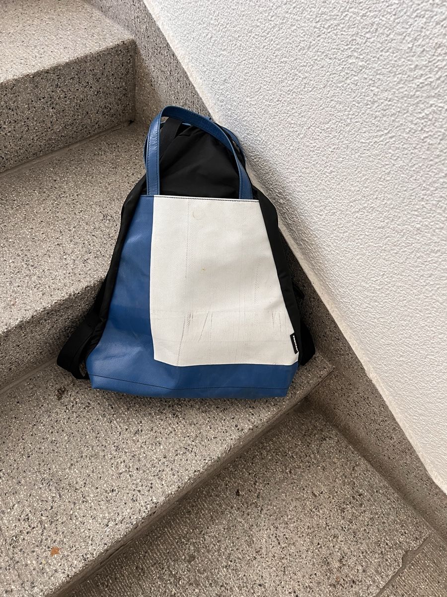 Freitag Sacs à dos: Freitag Rucksack mit Tag – D'occasion à Zürich par 144happy