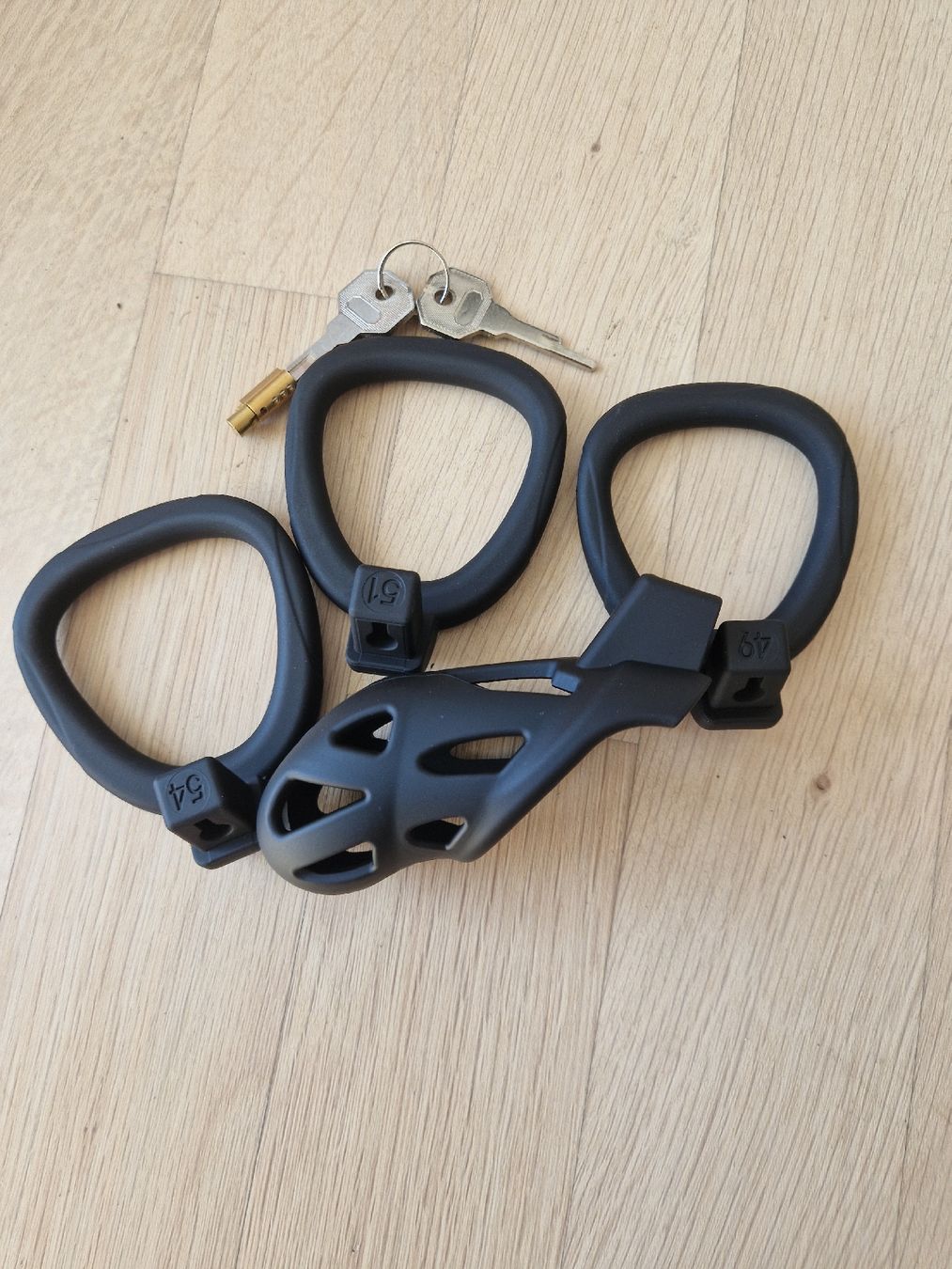 Sonstiges für Firmenanlässe & Parties: Käfigset Herren – Neu (gemäss Beschreibung) aus Aesch BL von 98lxd 1