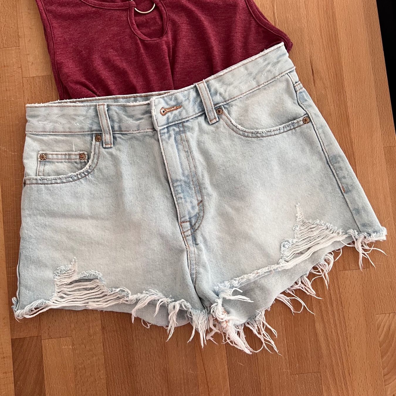Pull&Bear Pantaloni: Short en jeans – Usato da Pully venduto da sunaddict 1