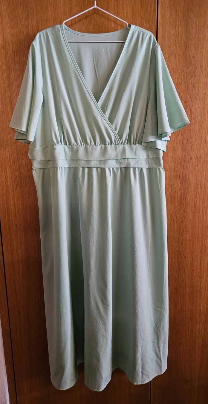 Kleider: Maxikleid Gr. 5 XL (52) – Gebraucht aus Engi von kat_7zfx
