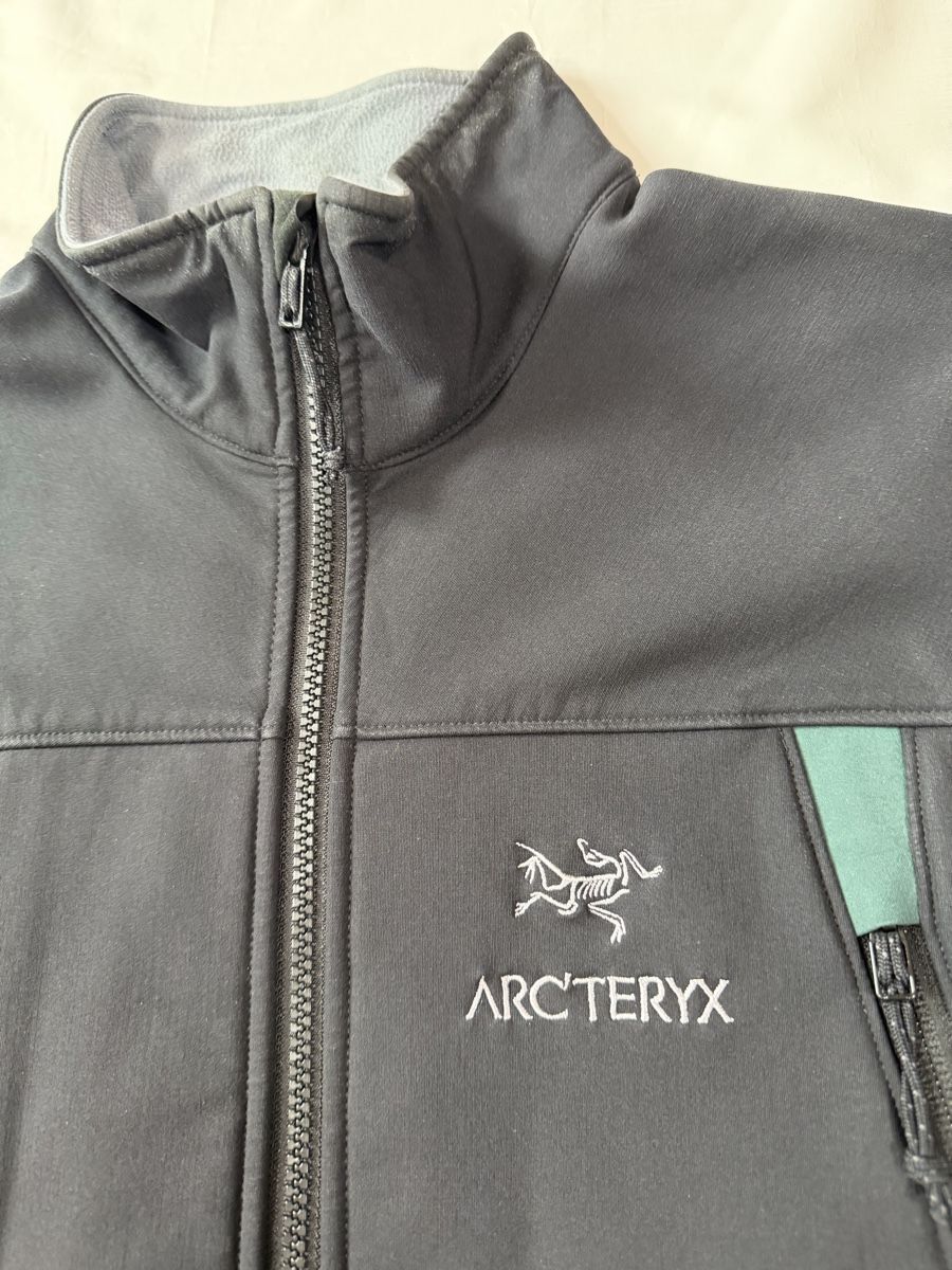 Arcteryx Vestes: Arcteryx Jacke  – D'occasion à Pfäffikon ZH par Nataliia. 1