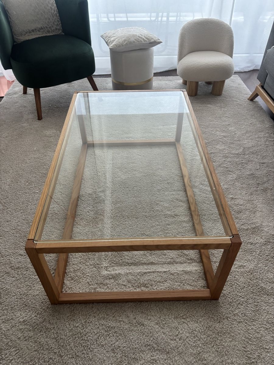Maisons du monde Tables: Table basse en chêne massif et verre  – Neuf (Voir description) à Lausanne par ali_vz5h 1