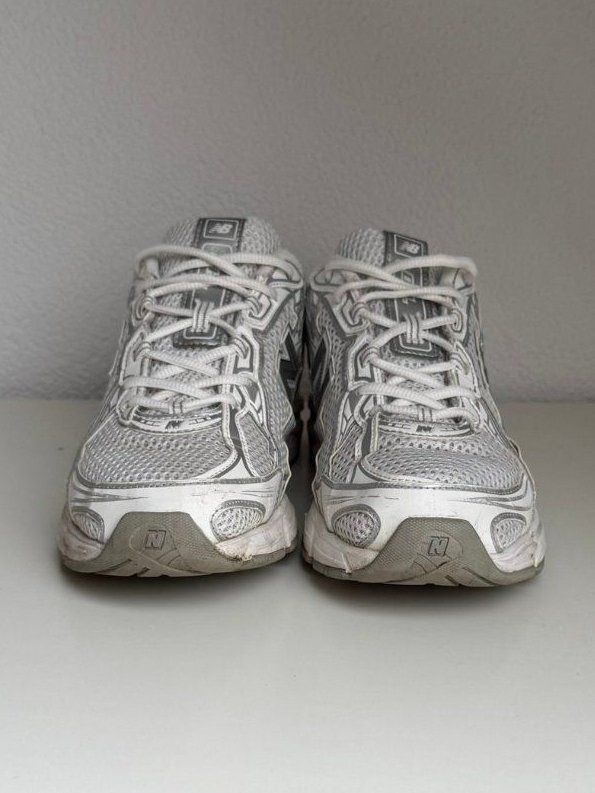 New Balance Scarpe da uomo: Ab 1. Fr: New Balance 740 gr 42.5 – Usato da Muhen venduto da mauyo 2