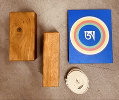 Natur Yoga Set mit Holzblöcke und Baumwollgurt