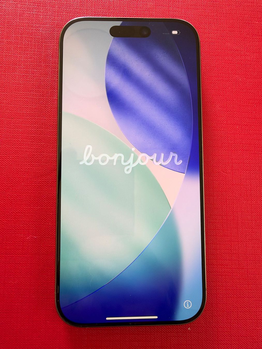 Apple Handys / Smartphones: IPhone 16 Pro 128GB – Gebraucht aus Zürich von Marmotta03
