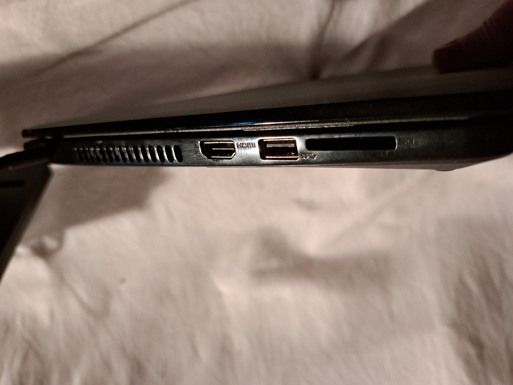 Dell Notebooks: ORDINATEUR DELL INSPIRON – Defekt aus Fleurier von carlin01 4