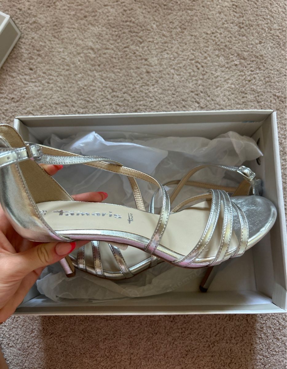 Tamaris Damenschuhe: Higheels Silber – Neu und originalverpackt aus Frauenfeld von hannamaria29