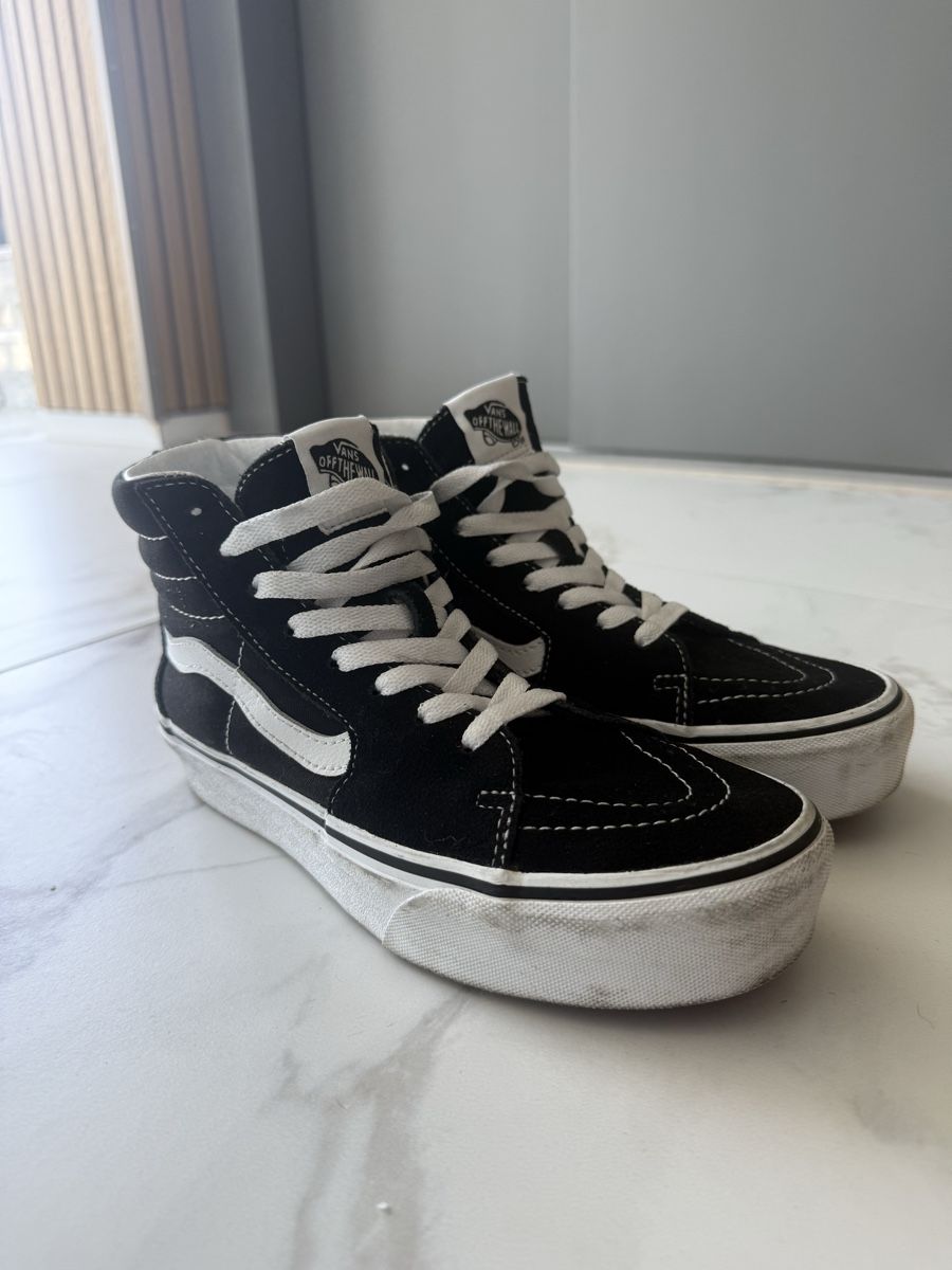 Vans Damenschuhe: Vans Sk8-Hi Platform – Gebraucht aus Menziken von ann_77cp 1