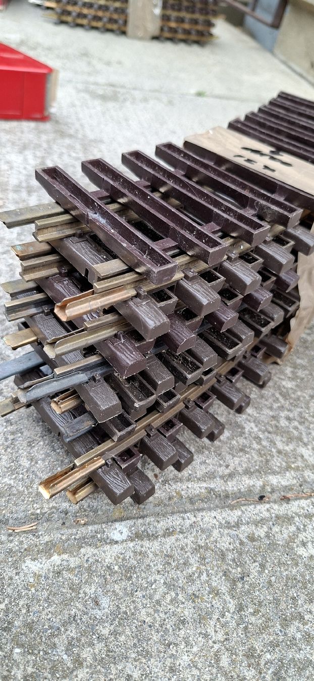 LGB Modelleisenbahnen: LGB Gleis 12x 1100 R1 – Gebraucht aus Münsingen von wd65 1
