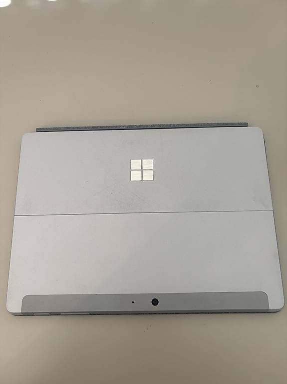 Microsoft Tablet PC: Microsoft Surface Go 3 Tablet silber guter Zustand – Usato da Neuhausen venduto da wait.for.it 3
