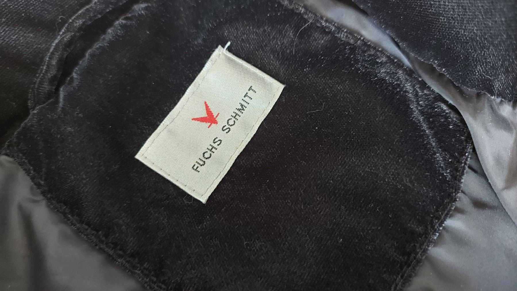 Fuchs Schmitt Jacken: FUCHS SCHMITT Samtjacke Daunen Schwarz – Gebraucht aus langenthal von rundholz7 8