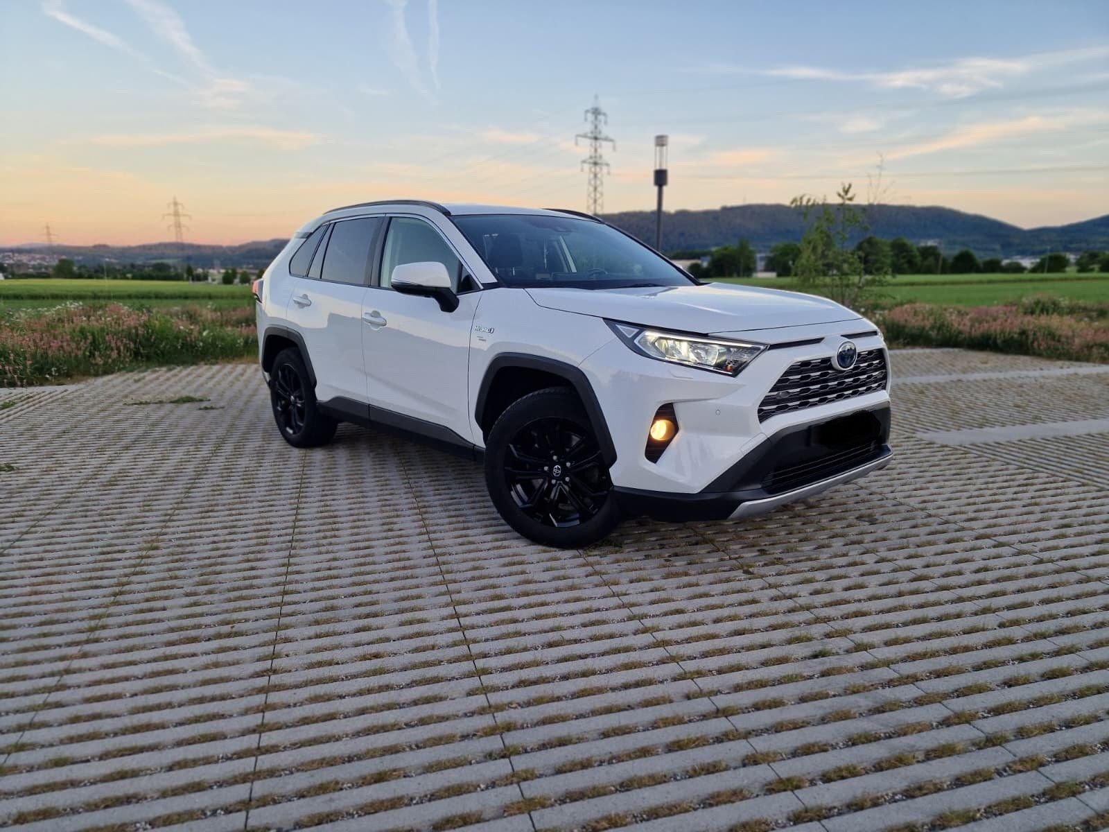 Toyota Autos: Toyota RAV 4 – Gebraucht aus Lostorf von Mat_yh7n