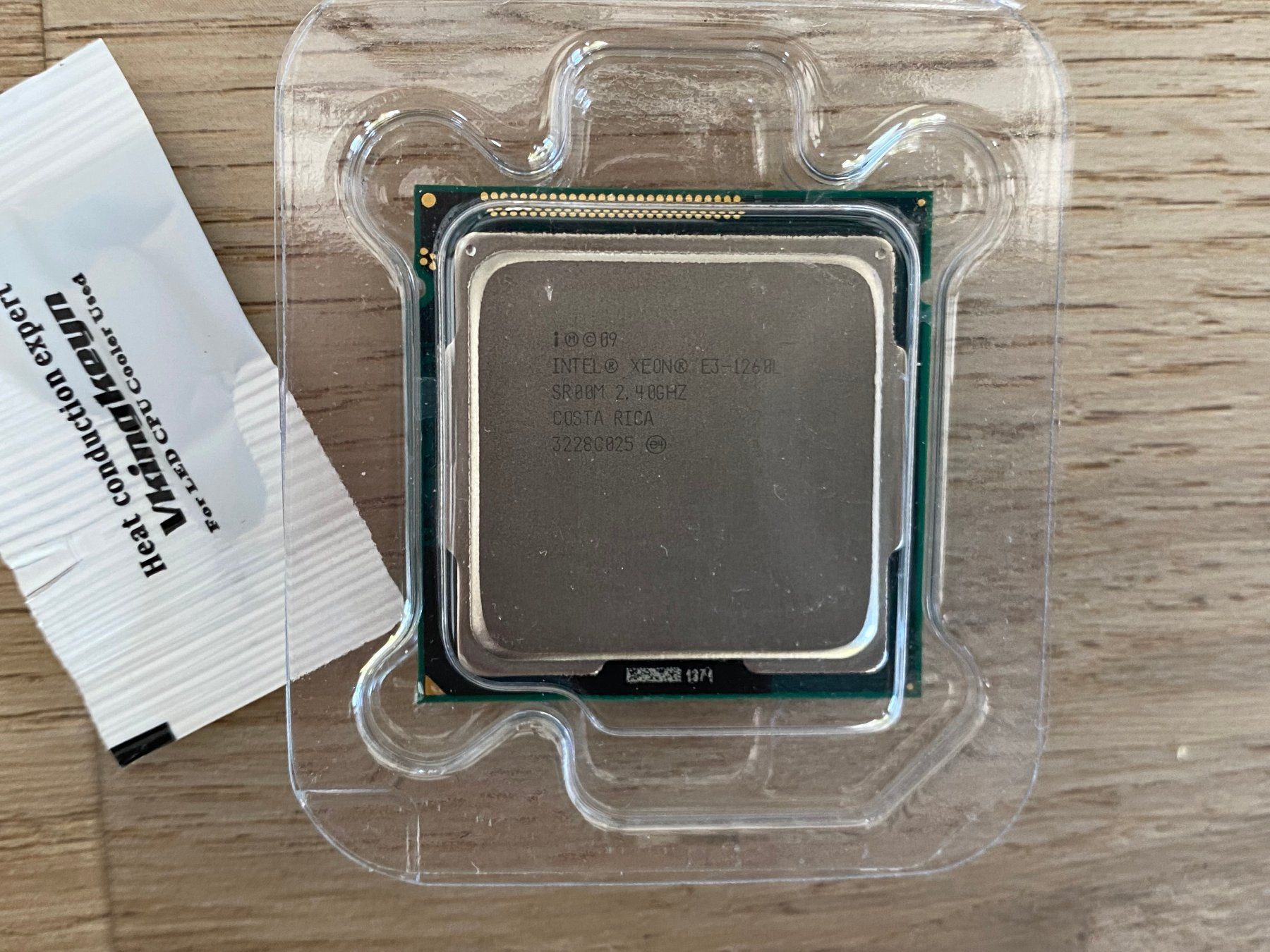 Intel Schede madri: Intel Xeon E3-1260L 2.40GHz Quad-Core Server CPU LGA1155 – Usato da Wetzikon ZH venduto da BackToRetro
