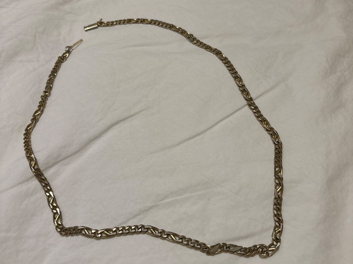 Catenine: Collier plaqué or, excellent état, 17cm de diamètre – Usato da Chêne-Bourg venduto da iva_6fxv 1