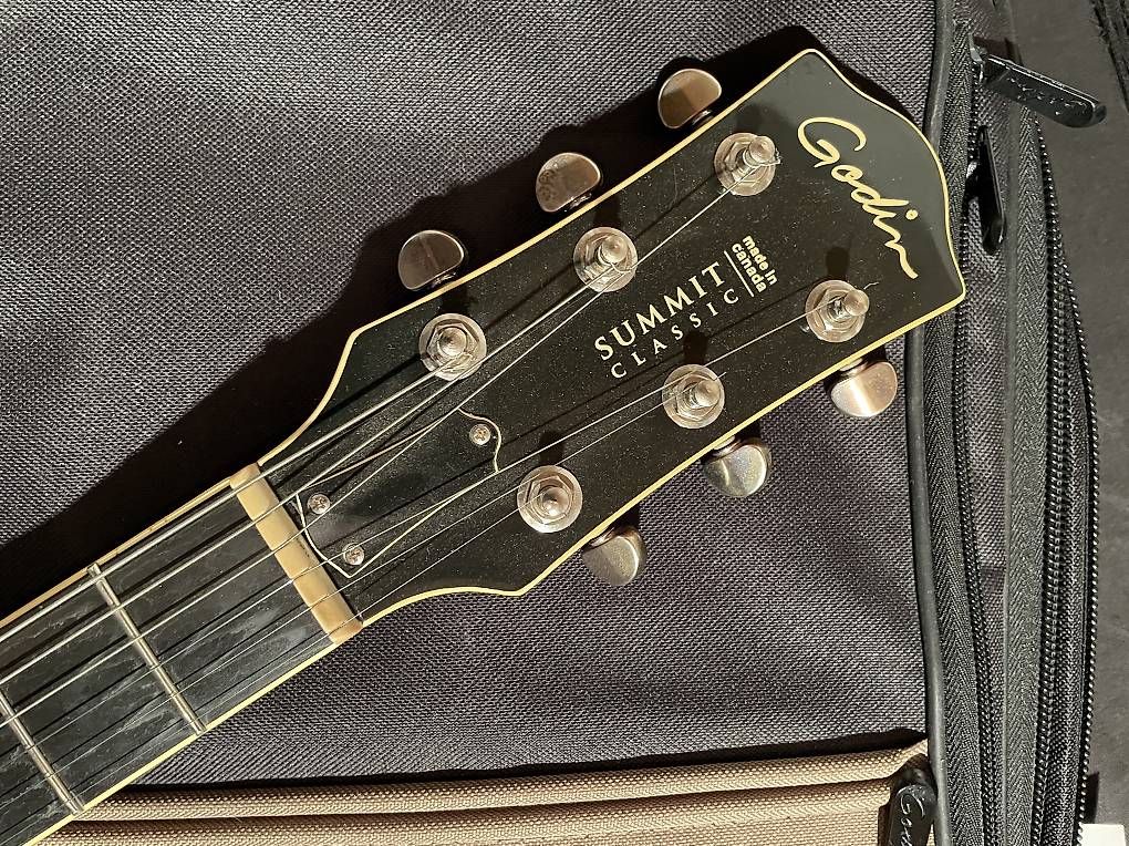Instruments de musique: Gitarre – D'occasion à Steckborn par scheese123 1