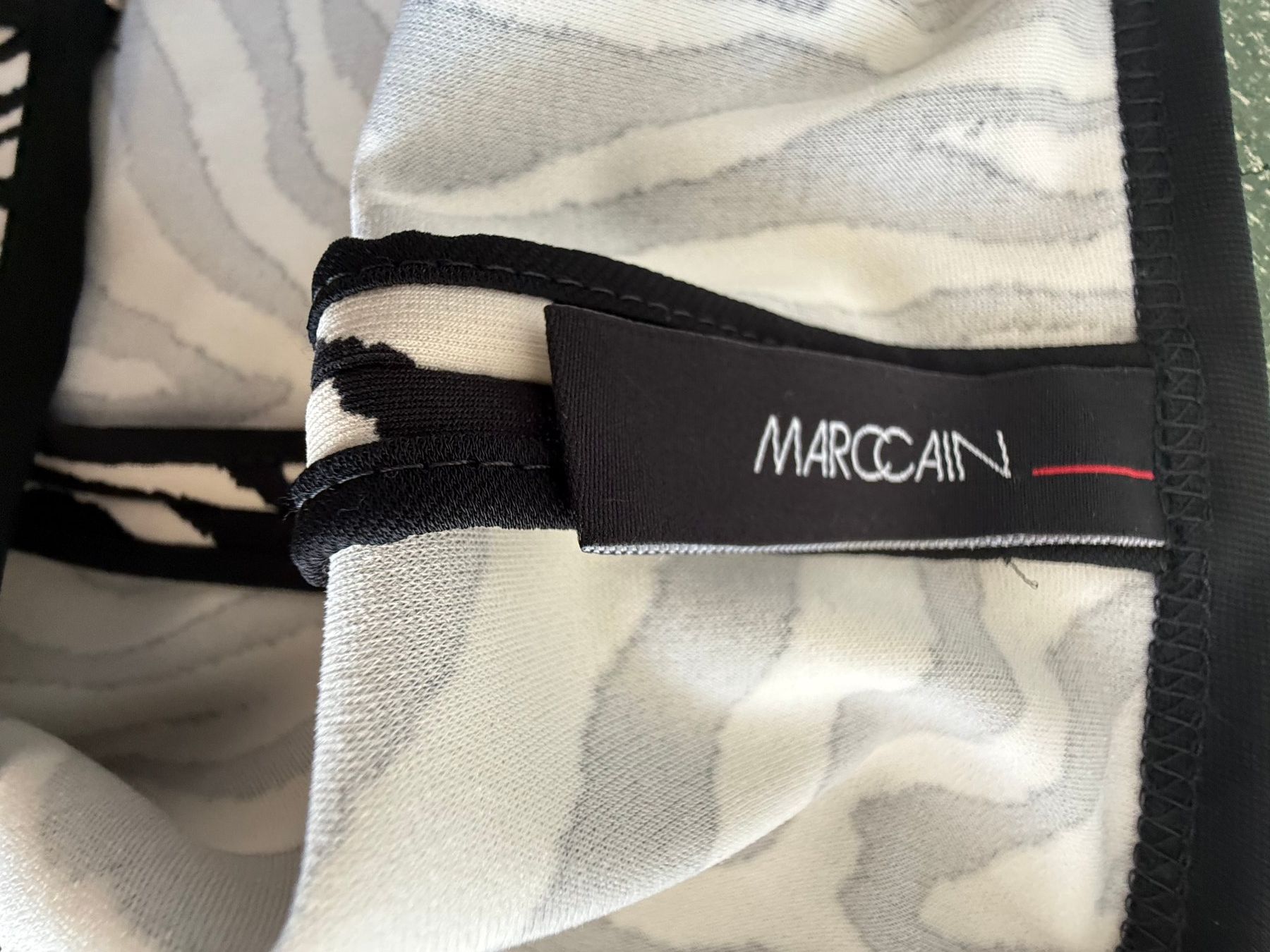 Marc Cain Vestiti: Neuwertig Marc Cain Kleid Gr. 44 – Usato da Kirchdorf AG venduto da coco123 4