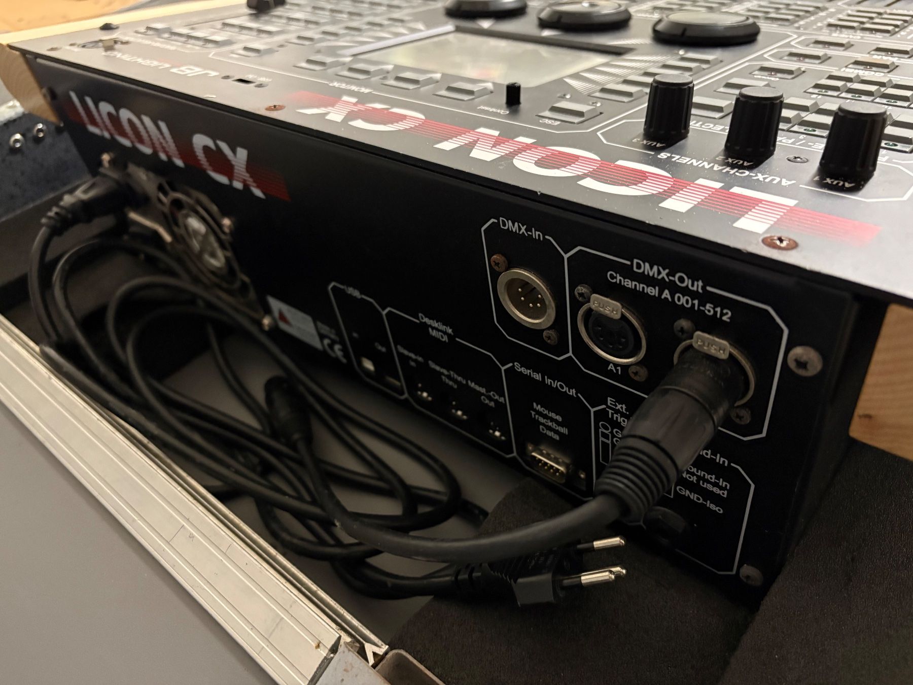 Console di mixaggio: JB Lighting Licon CX Tourpack – Usato da Wittenbach venduto da neftobias 3