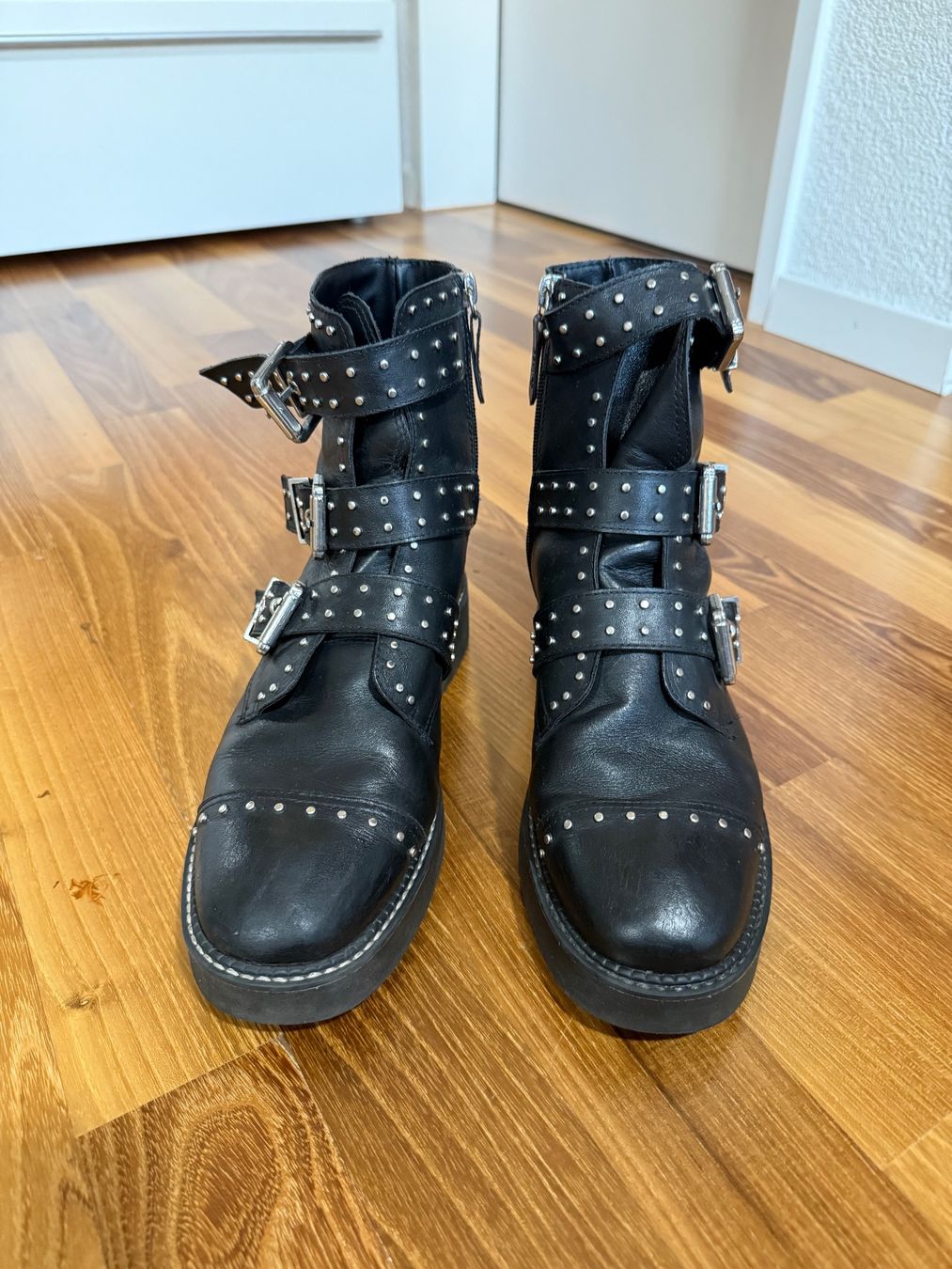 Chaussures femmes: Boots – D'occasion à Aeugst am Albis par AnaisS99