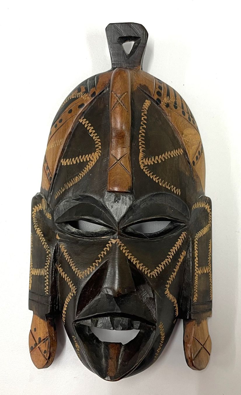 Arte internazionale: Holzmaske - Afrika / H 23cm – Usato da Oftringen venduto da Vucki 3