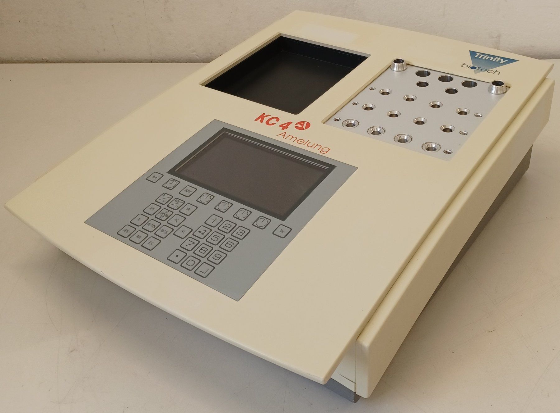 Accessori da laboratorio: Trinity Biotech KC 4 Delta Coagulation Analyzer – Difettoso da Niederdorf venduto da LeptonAG_Labor
