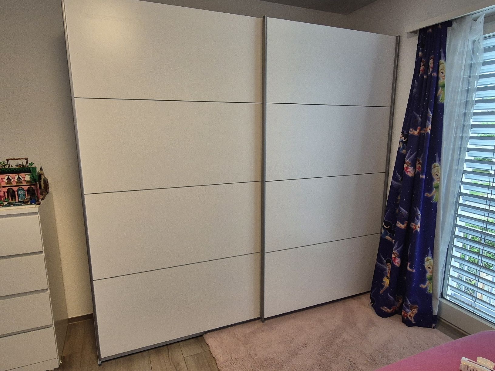 Armoires: Schwebetürenschrank – D'occasion à Aadorf par Debrunne