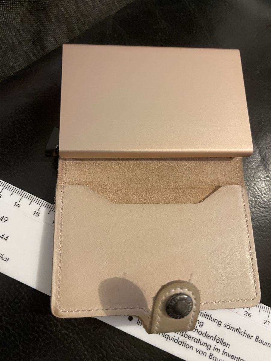 Secrid Brieftaschen: Portefeuille Secrid, cuir, beige, bon éta – Gebraucht aus Kloten von Vermicelles 3