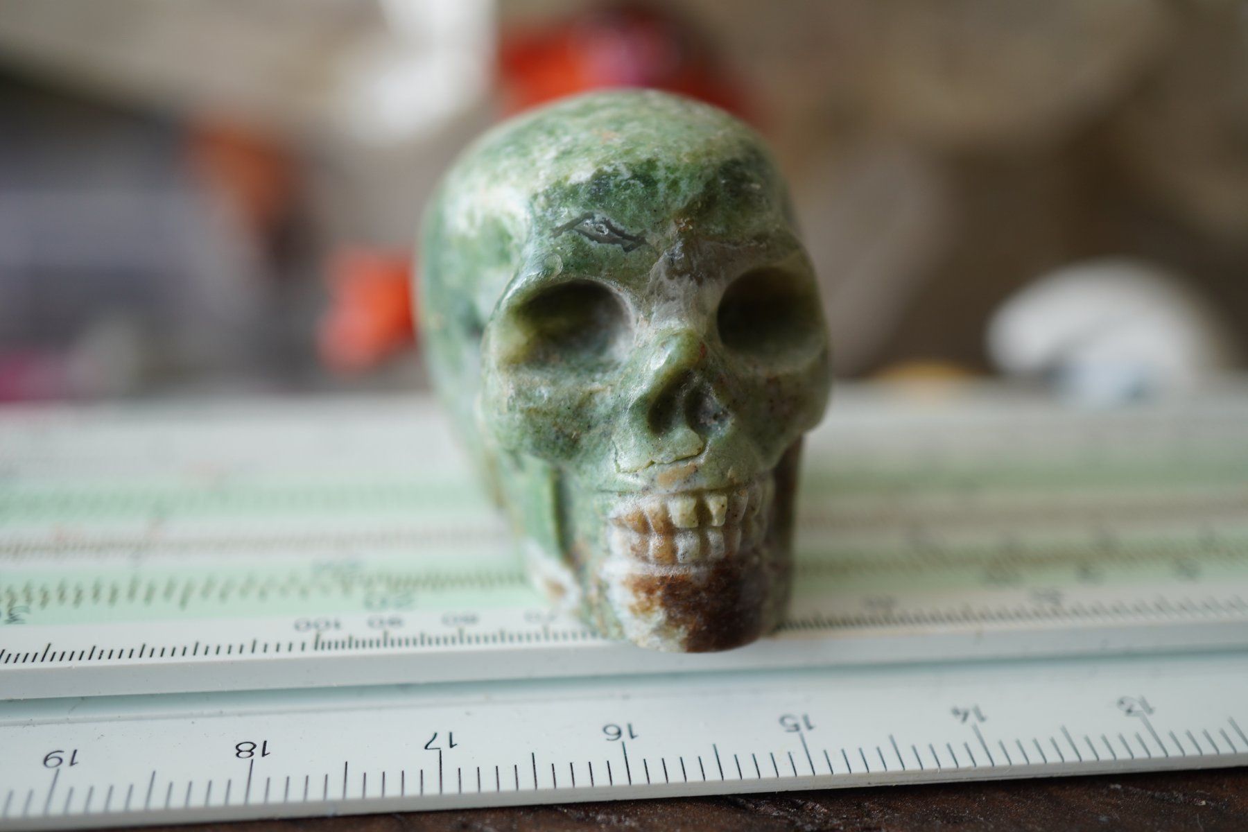 Minerali & Pietre curative: Variscit    Skull  Detailliert     "Topstone" – Nuovo e nell'imballaggio originale da Eschenbach SG venduto da topstone 1