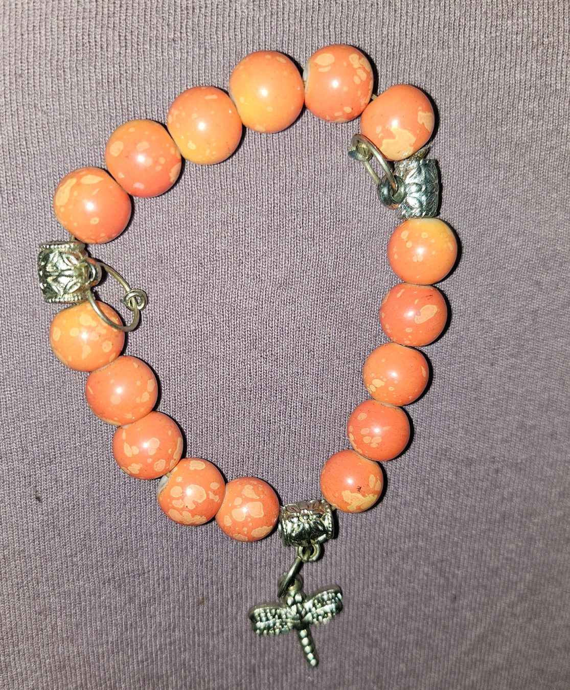 Bracelets: 2 Perlenarmbänder bunt – Neuf (Voir description) à Thun par Shame 1