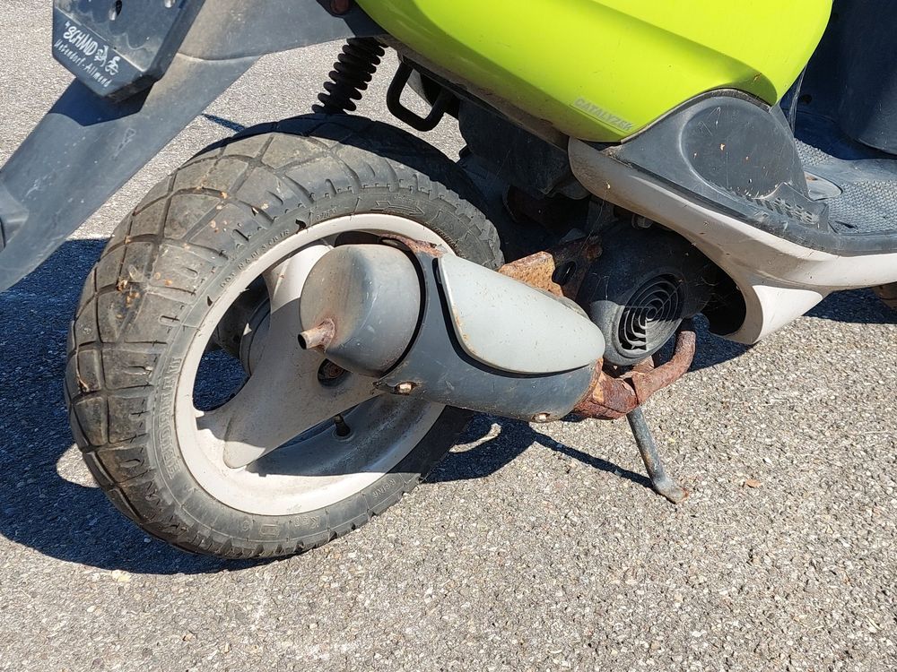 Tube Bras De Fourche Gauche Pour Yamaha YN 50 Ovette 2013 - Référence Yamaha 2DK-F3102-00 - Neuf
