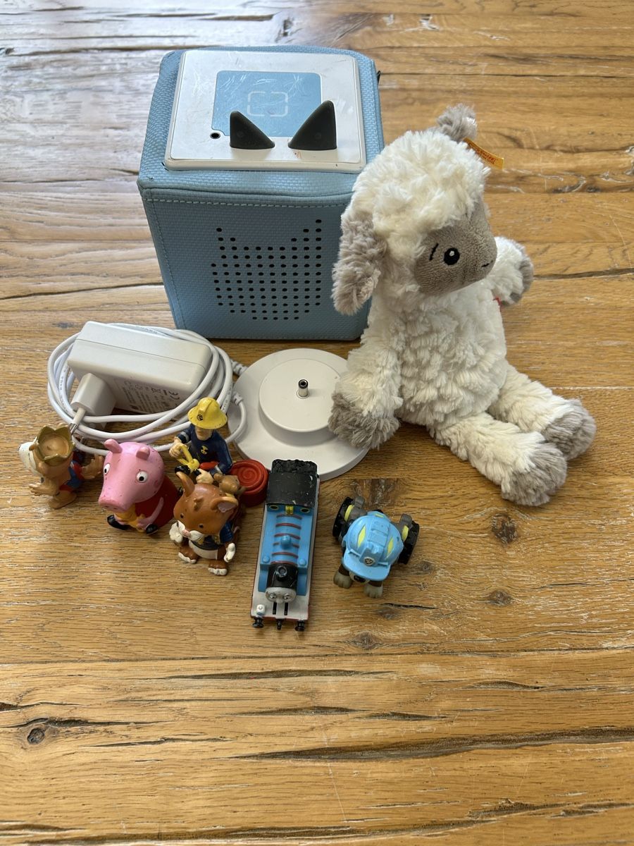 Tonies Statuette: Toniebox mit 7 Tonies – Usato da Dietikon venduto da sch_v5fc 3