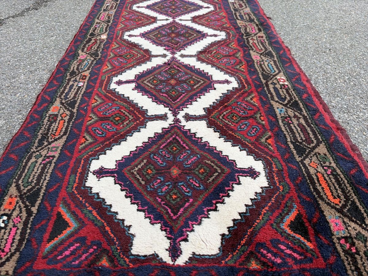 Tappeti: Hamadan Läüfer  – Usato da Wängi venduto da Tesimo 5