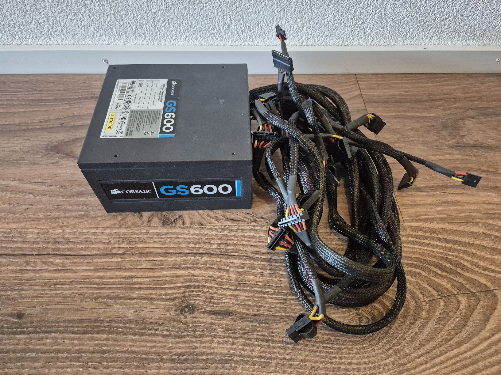 Corsair PC: Alimentation Corsair GS600 – Usato da Vuadens venduto da Brice57 2