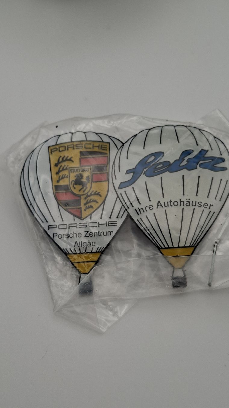 Porsche Plaquettes & Badges: Pin 2 Heissluftballone Porsche – D'occasion à Kriens par Wolly85 1