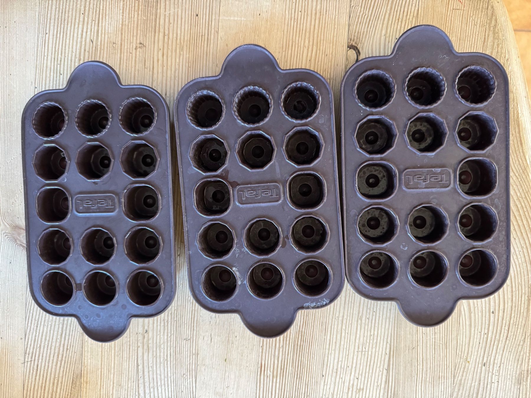 Teglie da forno: Divers moules gâteaux silicone – Usato da Veyrier venduto da Kimedovapa_1 6