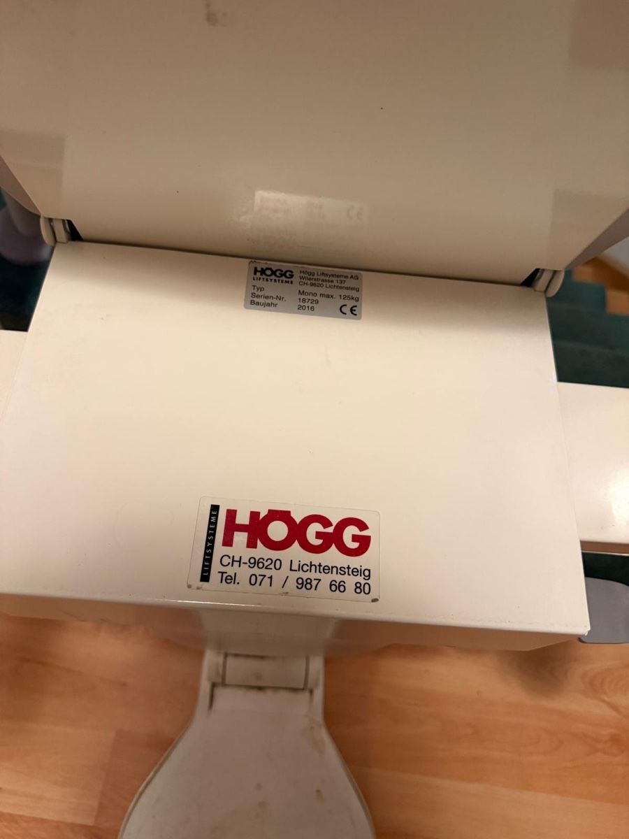 Treppen: Hogg Treppenlifte – Gebraucht aus Uzwil von ens_8cd8 7