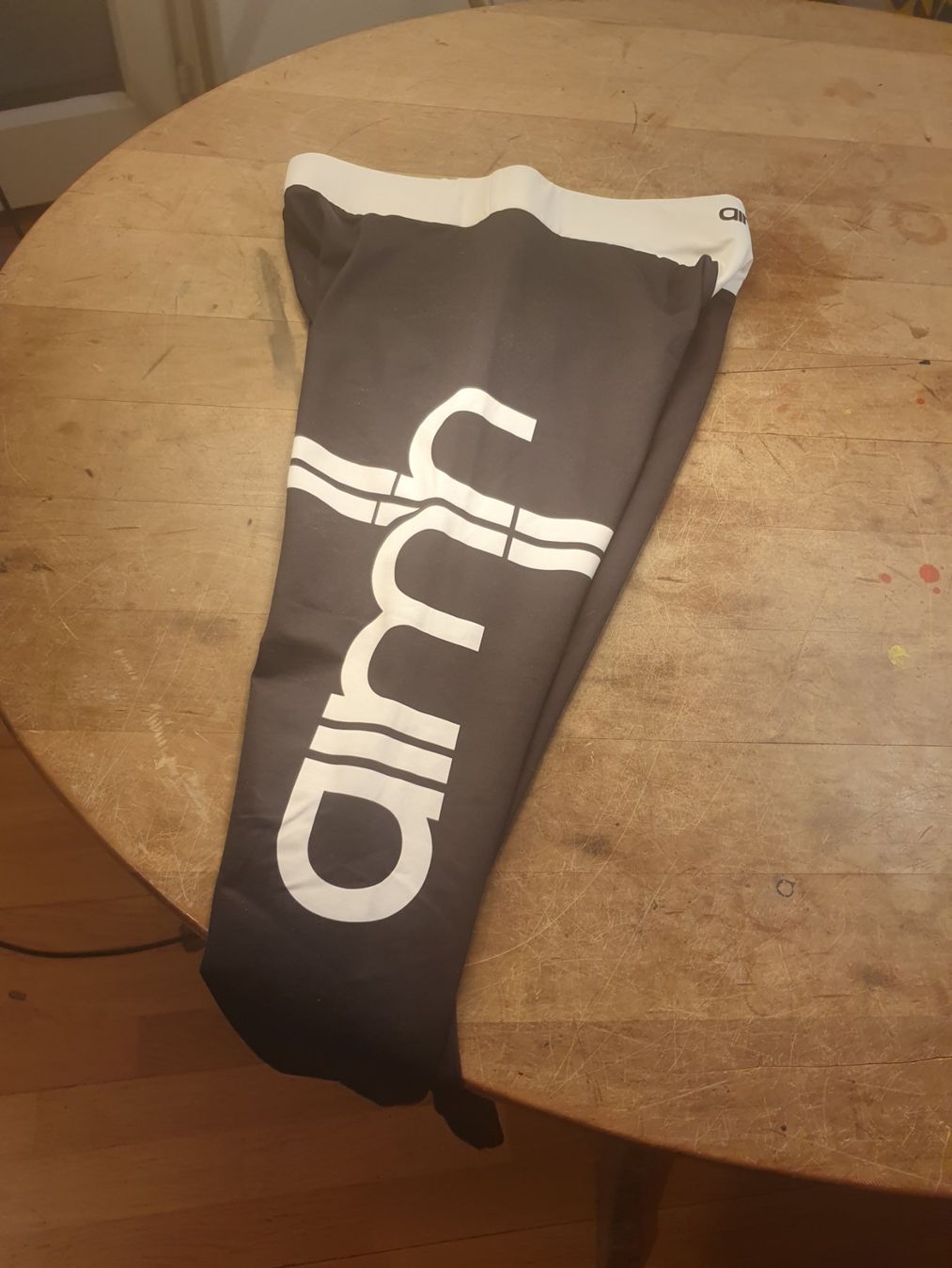 Pantaloni: Aimn Trainerhose Grösse XS – Usato da Zürich venduto da loosebone 3