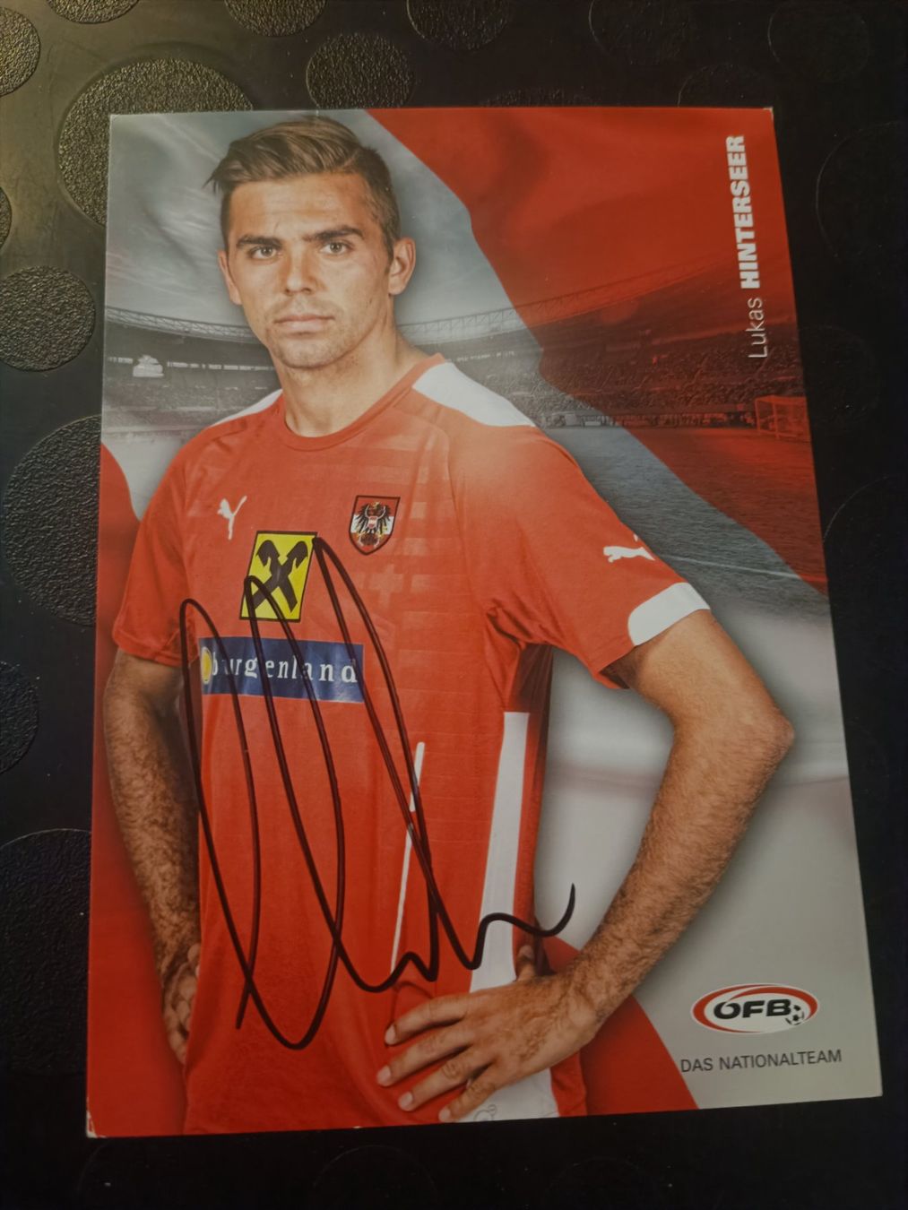 Autogramme: Lukas Hinterseer - handsignierte ÖFB Autogrammkarte von 2016 – Gebraucht aus Menziken von Artographs