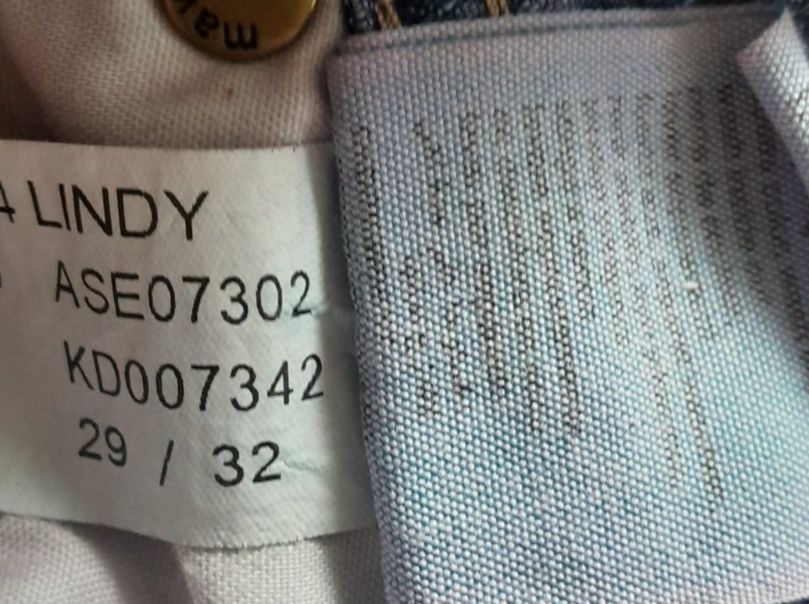 Jeans: Jeans Grösse 29/32 – Usato da Worb venduto da Osterthal 3
