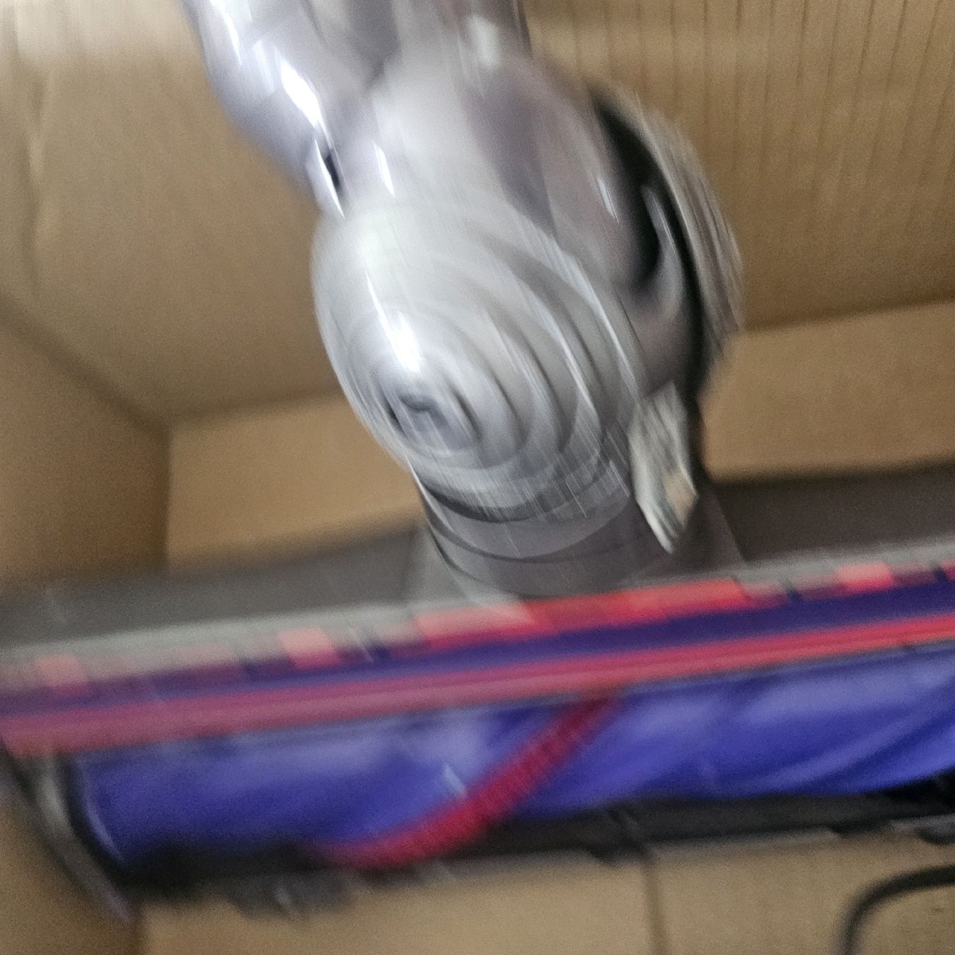 Dyson Aspirapolveri & Accessori: Dyson v12 Slim dès 1Fr – Usato da Plan les ouates venduto da Braun_charly 4