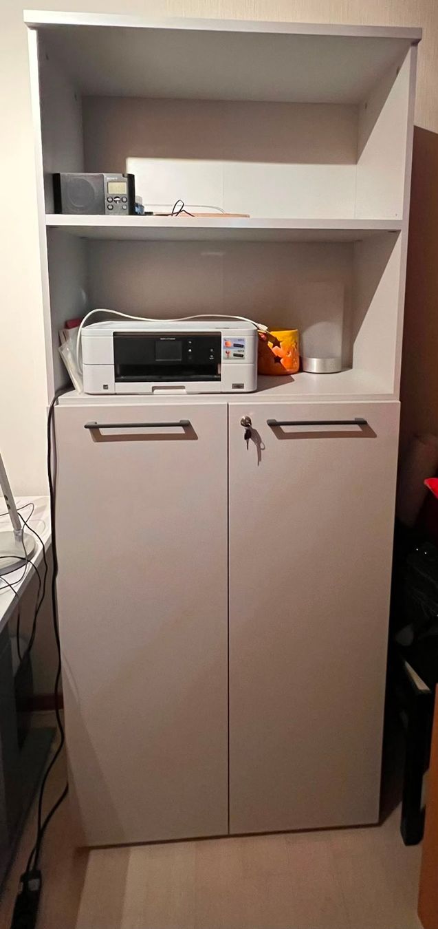 Armoires: Aktenschrank – D'occasion à Auswil par Scottusa83
