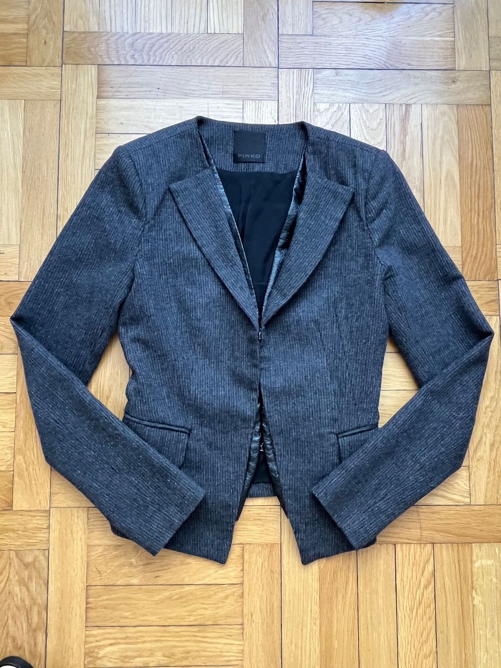 Pinko Giacche: New jacket Pinko  size S – Nuovo (secondo la descrizione) da Chêne-Bougeries venduto da Seetooyoo 1