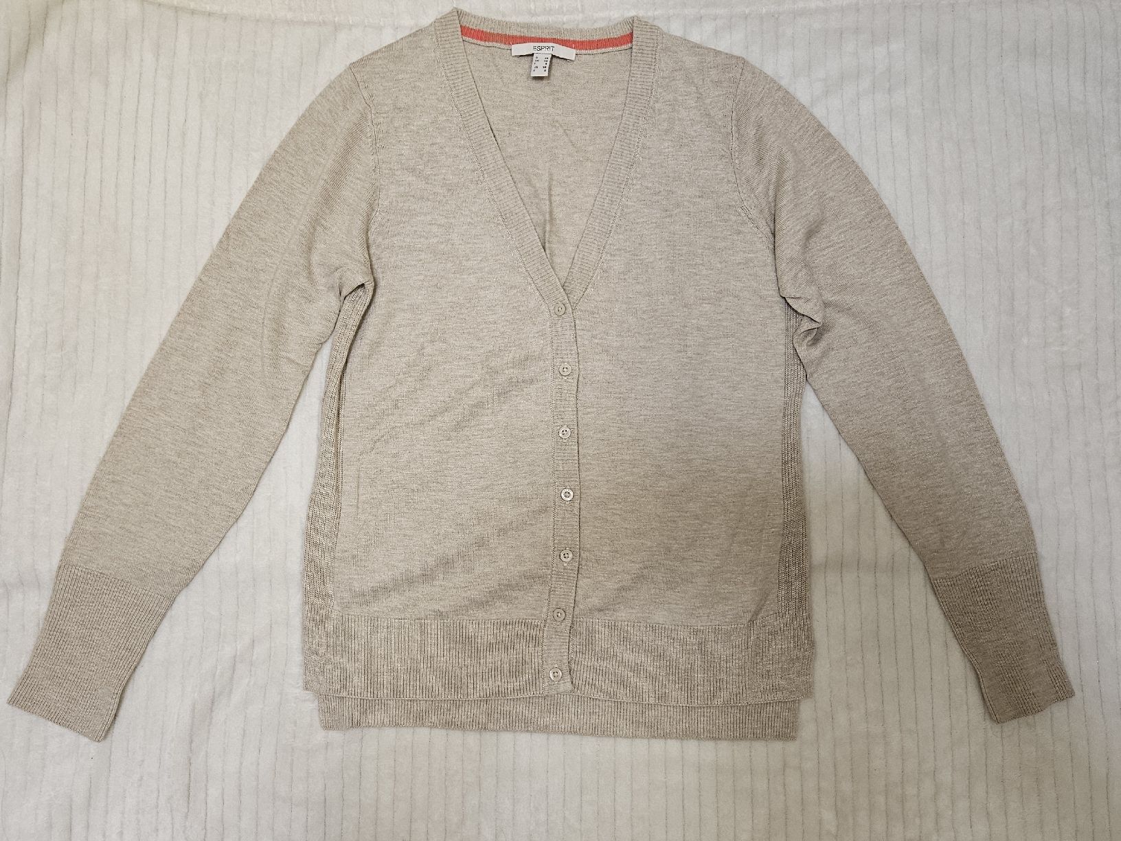 Esprit Giacche: [NEU]Esprit Cardigan – Nuovo (secondo la descrizione) da Dietlikon venduto da kon_2d9n