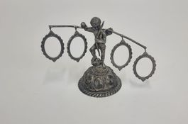 Statue