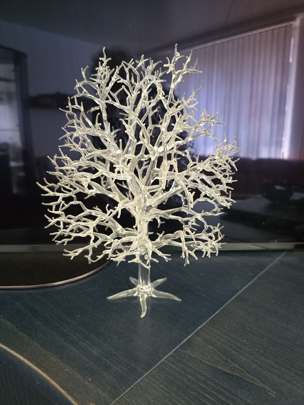 Tutte le decorazioni: Wunderschöner Glasbaum / Lebensbaum Swiss Made – Nuovo e nell'imballaggio originale da Rorschacherberg venduto da Scharfeegge